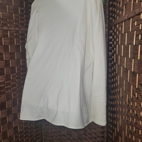 New RED  Cardigan VERY BEAUTIFUL COLOR WHITE - Picture 7 of 8